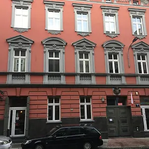  Hostel Cinnamon